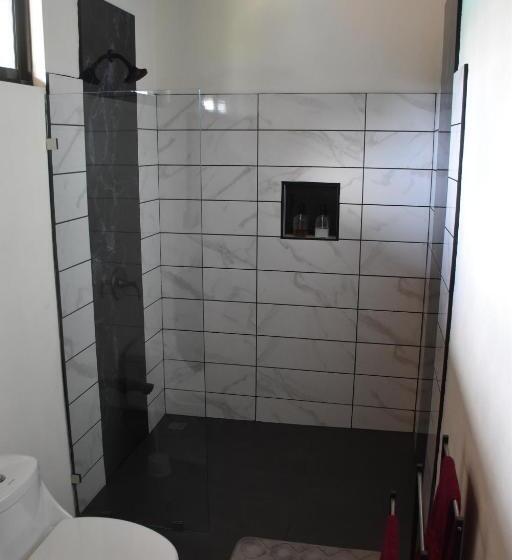 Bed and Breakfast Raya