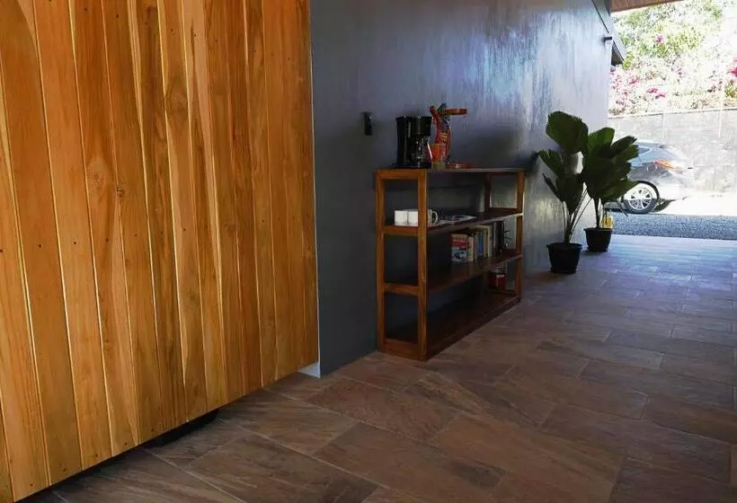 Aamiaismajoitus (B&B) Raya