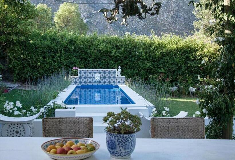 Bed and Breakfast The Montagu Coach House