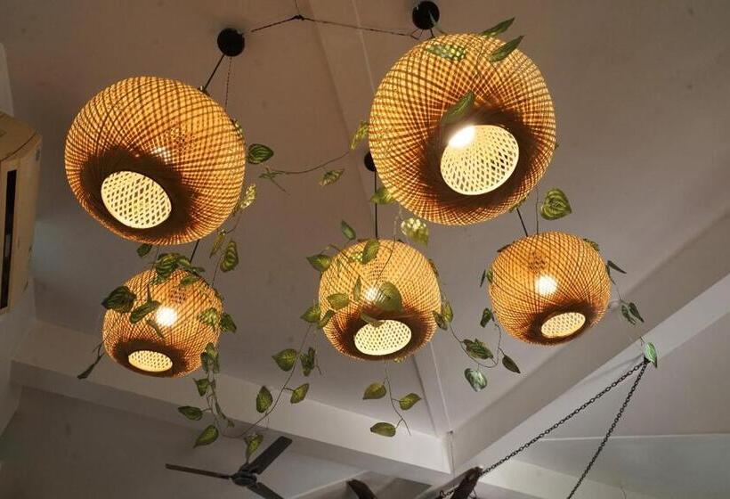 Blizz Hotels Resorts