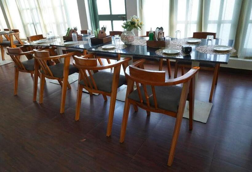 Blizz Hotels Resorts