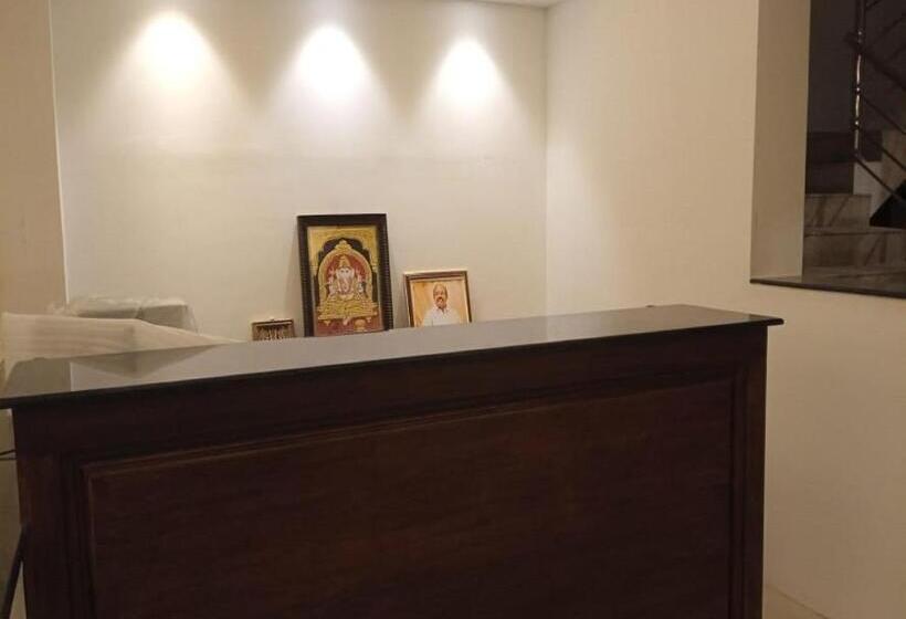 G R B Hotels Aishwarya Grand