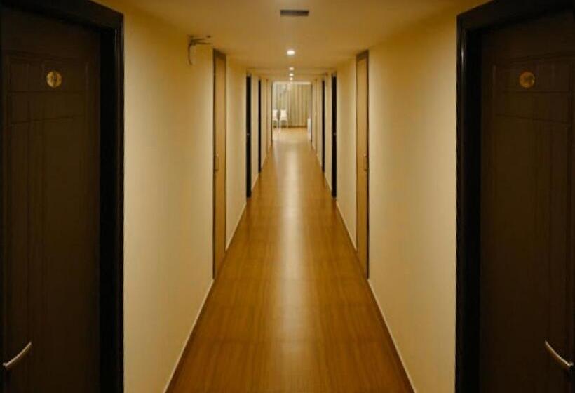 G R B Hotels Aishwarya Grand