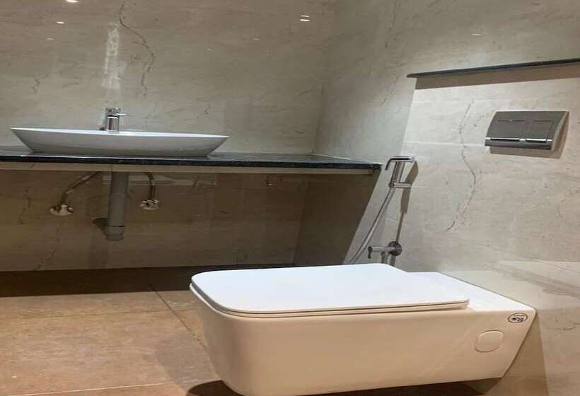 G R B Hotels Aishwarya Grand