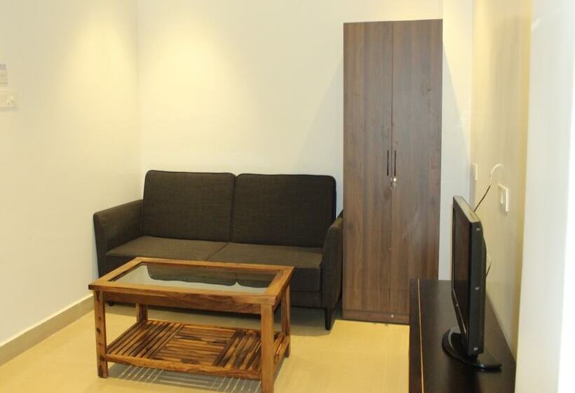 G R B Hotels Aishwarya Grand