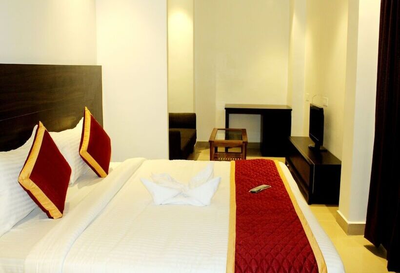 G R B Hotels Aishwarya Grand