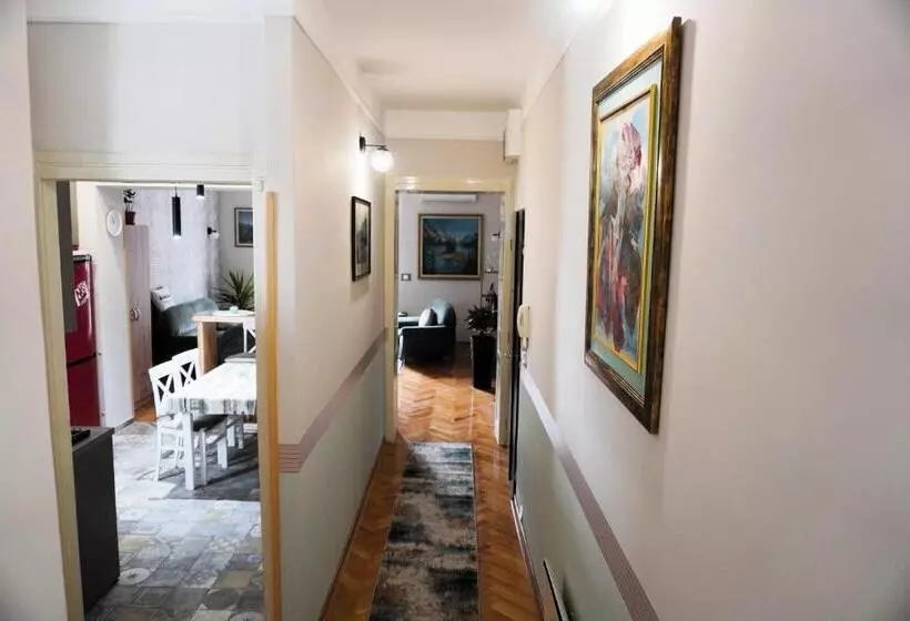 Gracia Apartment