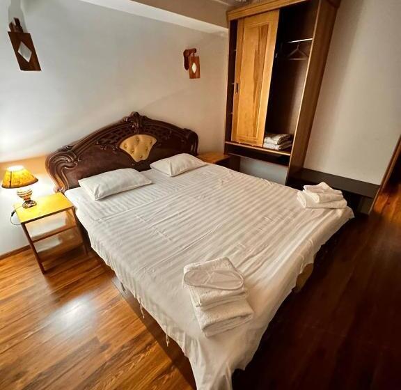 בית מלון כפרי Terrace By Minaret