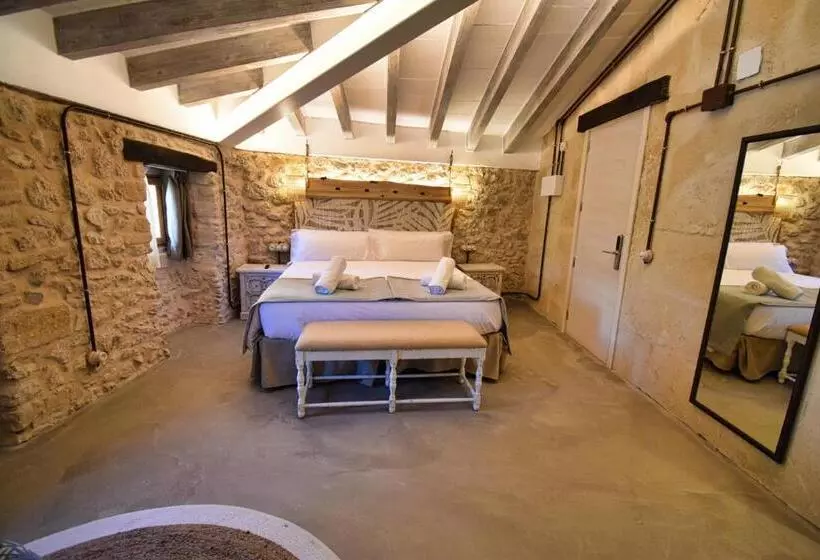 Hotelli Calvario Plaza