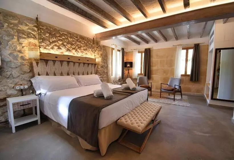 Hotelli Calvario Plaza