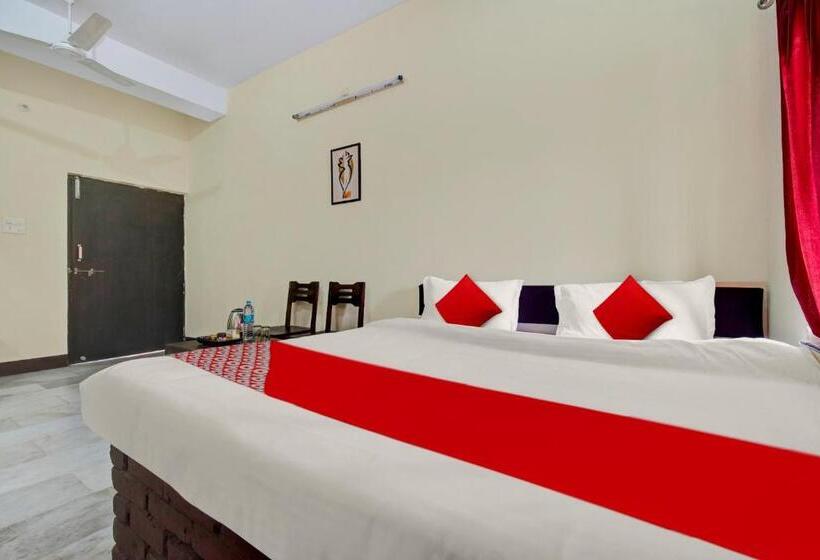 호텔 Oyo Flagship Leo Club