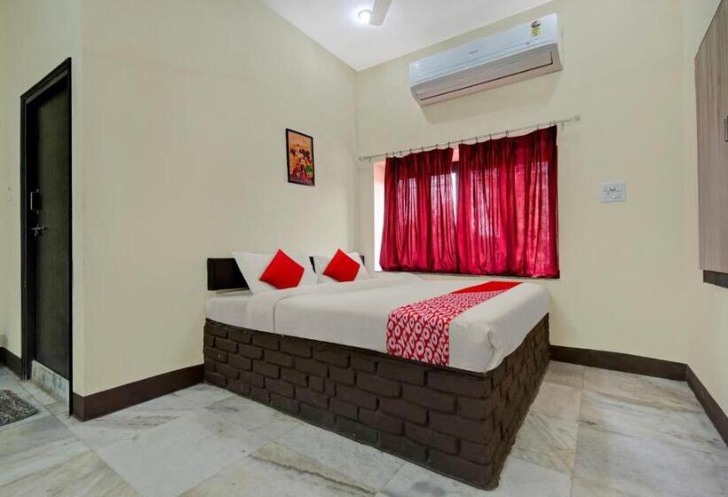 호텔 Oyo Flagship Leo Club