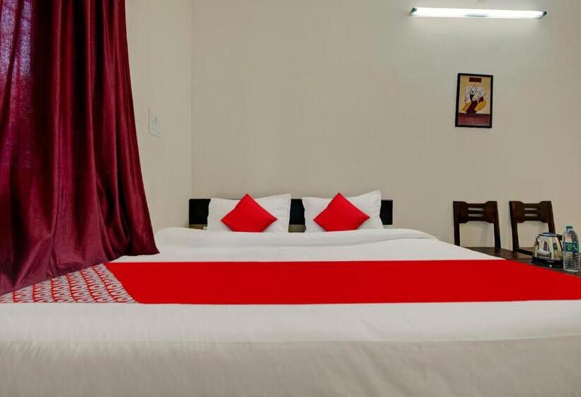 호텔 Oyo Flagship Leo Club