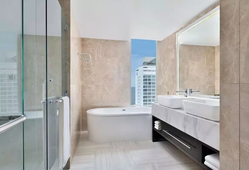 هتل Sheraton Colombo