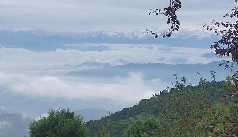 בית מלון כפרי Shivam Hillview