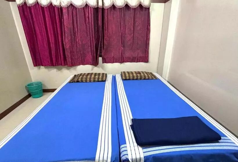 ホテル Chitramoola Tourist Home   Opp Temple Only 20 M