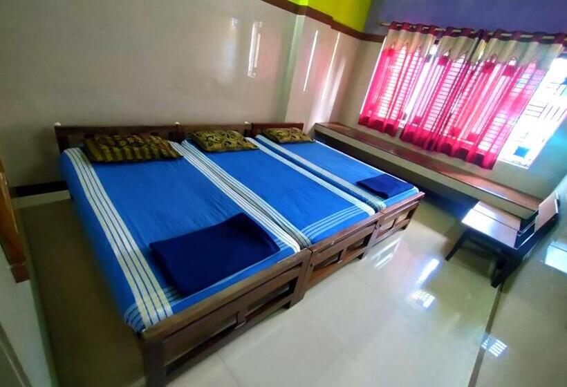 酒店 Chitramoola Tourist Home   Opp Temple Only 20 M