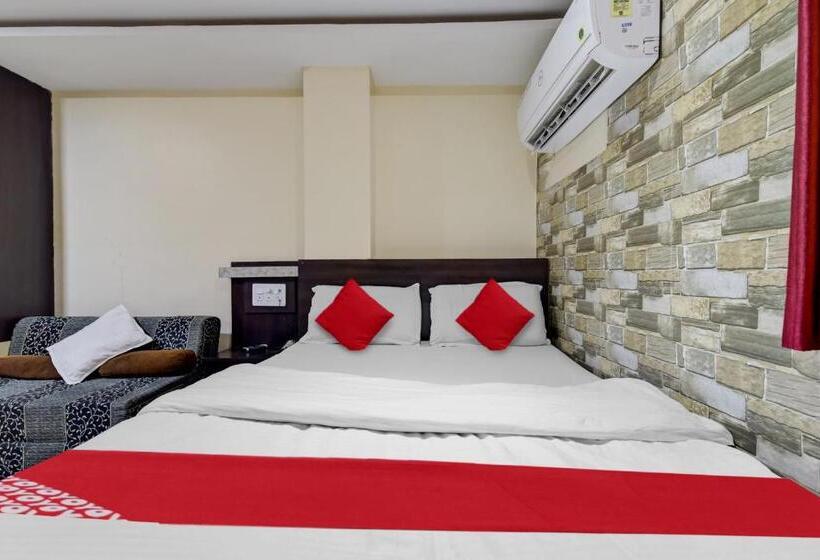 Oyo Hotel City Palace