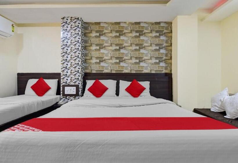 Oyo Hotel City Palace