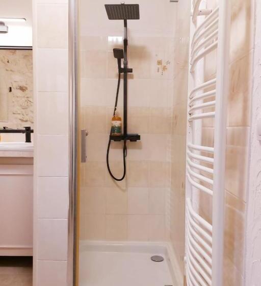 بنسيون Chambre Aramis