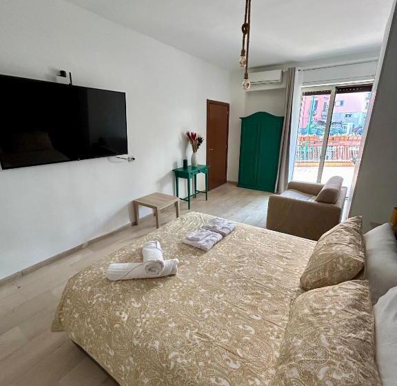 پانسیون Starting Point Napoli