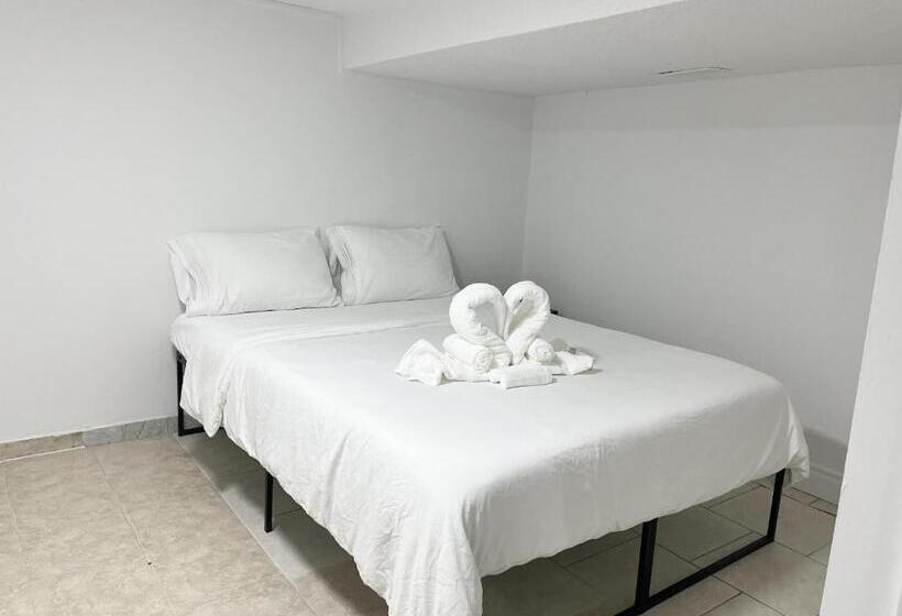 Пансион Tidy Private Rooms With Full Kitchen