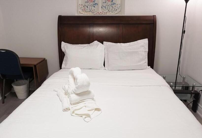 Пансион Tidy Private Rooms With Full Kitchen