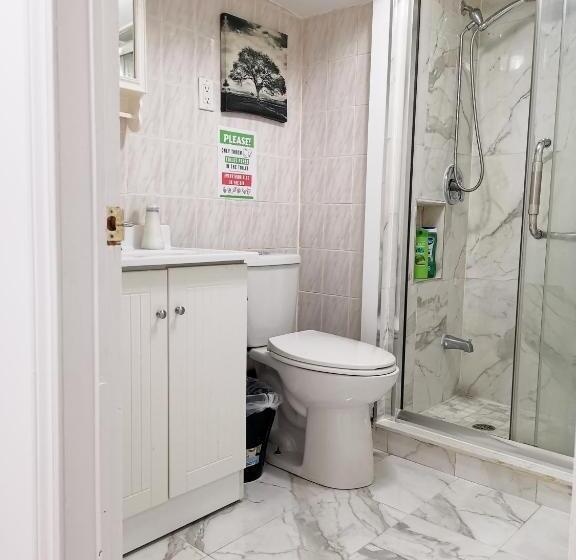 Пансион Tidy Private Rooms With Full Kitchen