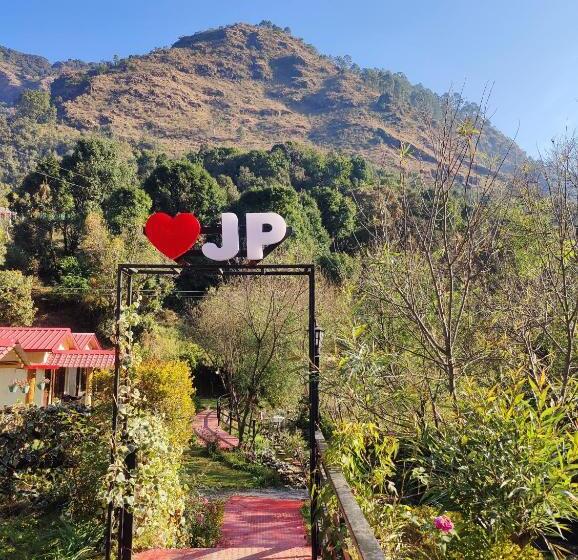 Resort Coco And Coal By Jp