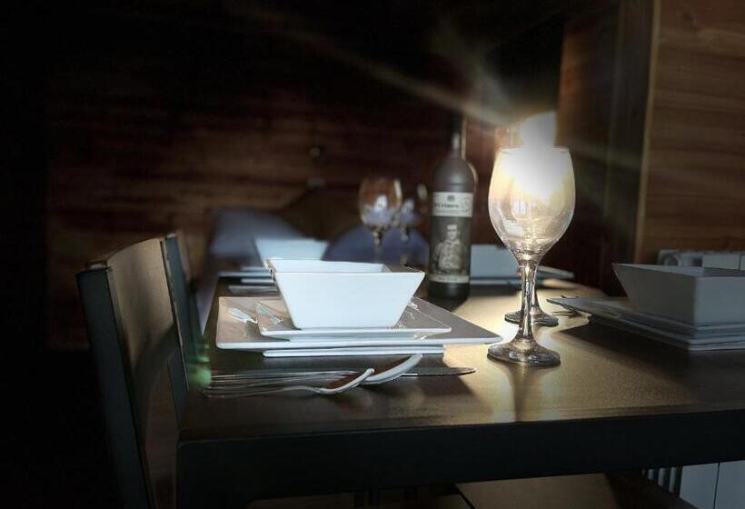 Курорт Lakeside Fishing Retreats