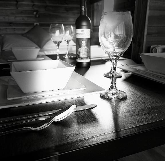 Курорт Lakeside Fishing Retreats