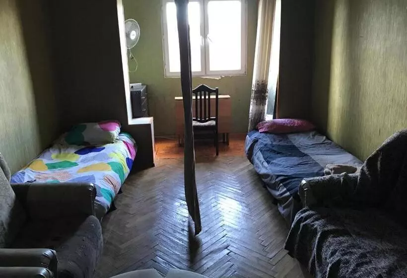 T9b Hostel