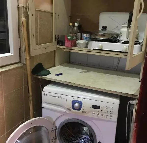 T9b Hostel