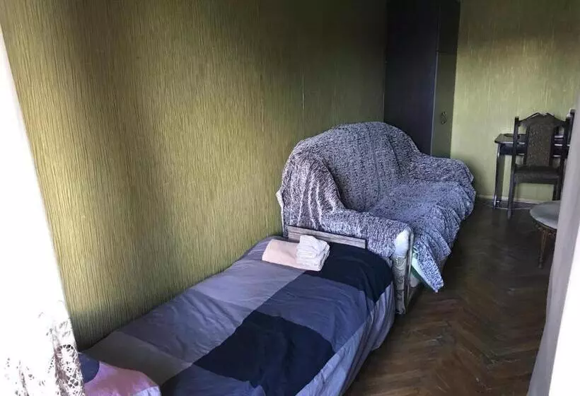 T9b Hostel