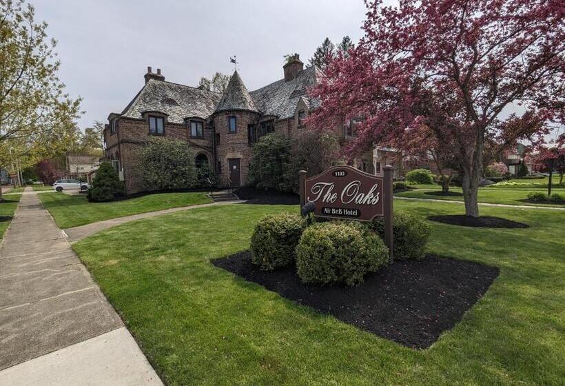 The Oaks B&b Hotel And Spiritual Center