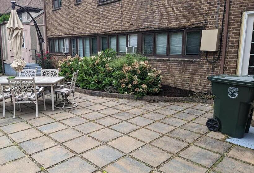 The Oaks B&b Hotel And Spiritual Center