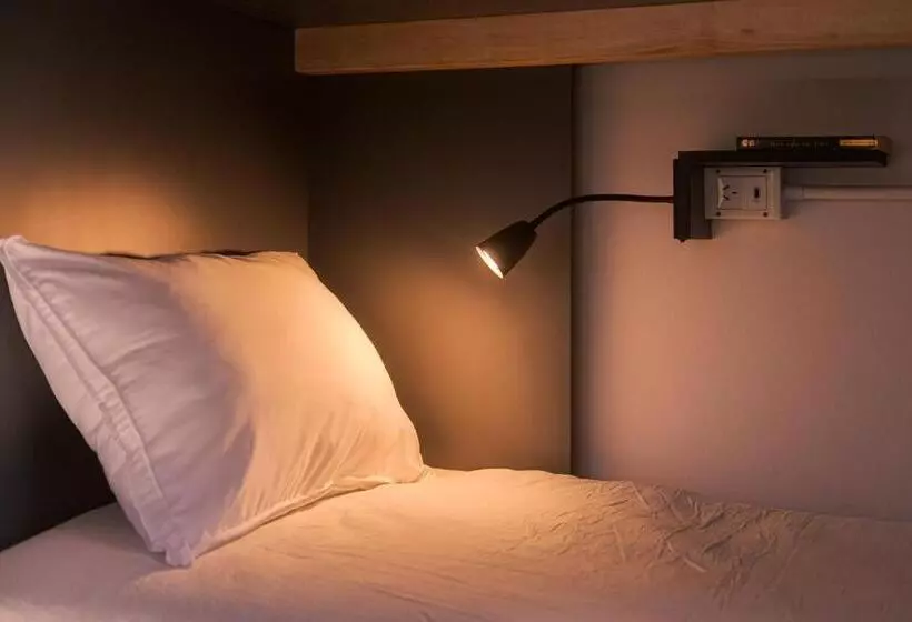 Warthon Hostel