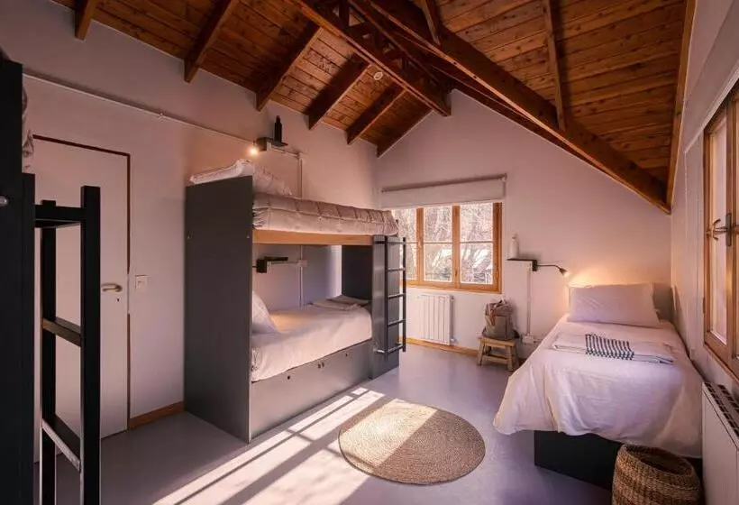 Warthon Hostel