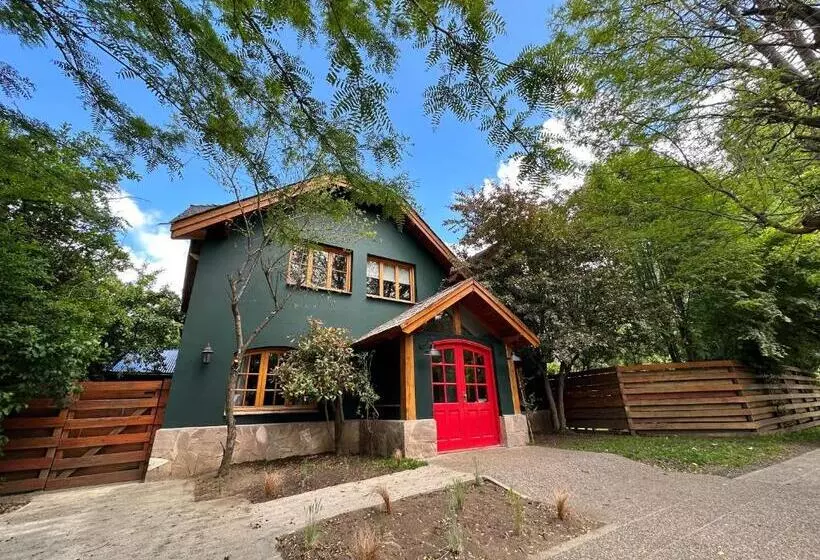 Warthon Hostel