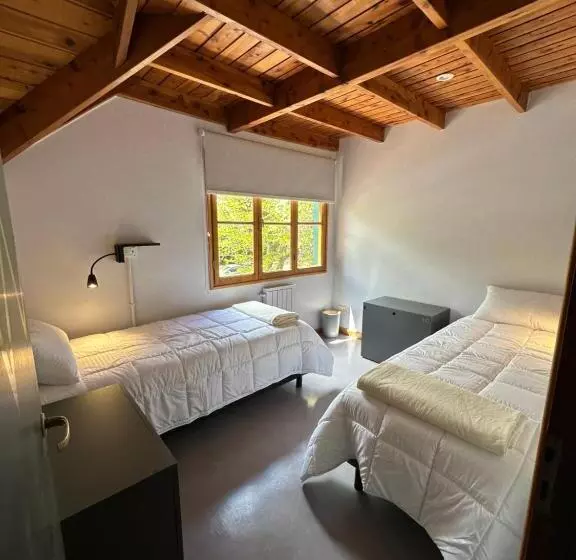 Warthon Hostel