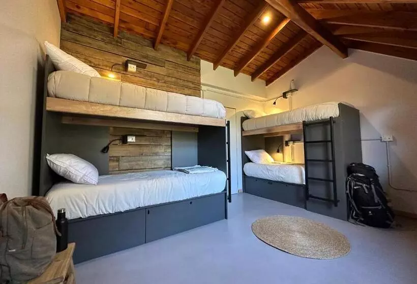 Warthon Hostel