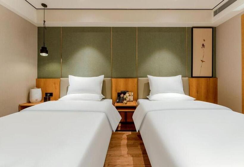 Zhanghe Hotel Hailiang Plaza, Hohhot Railway Station