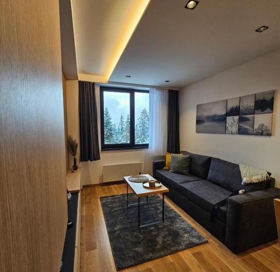 Zlatni Javor, Apartment 408