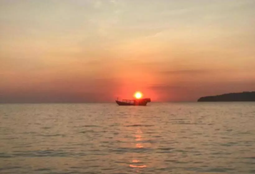 Retkeilymaja Naks Shack