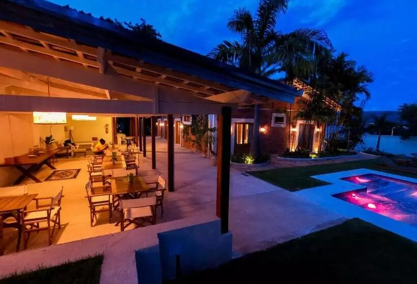 ユースホステル Pousada Manacá Exclusive Suítes