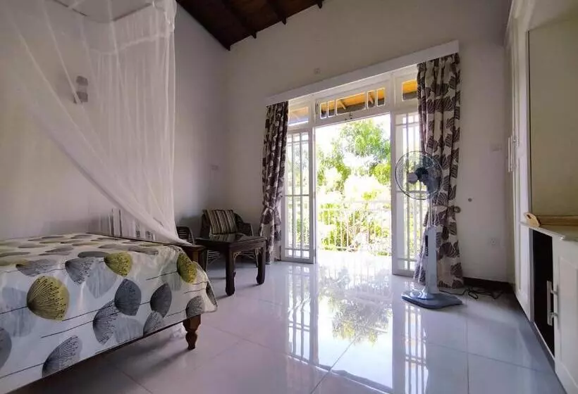 Aamiaismajoitus (B&B) Boztreve Home