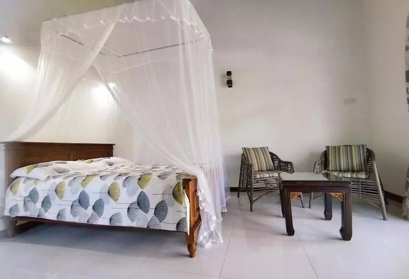 Aamiaismajoitus (B&B) Boztreve Home