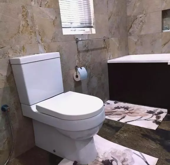 Aamiaismajoitus (B&B) Boztreve Home