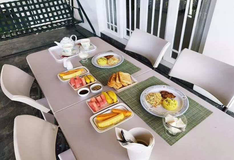 Aamiaismajoitus (B&B) Boztreve Home