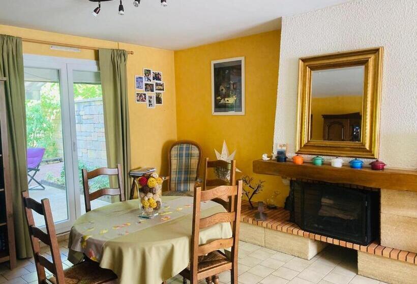 تختخواب و صبحانه Chambre Chez L Habitant